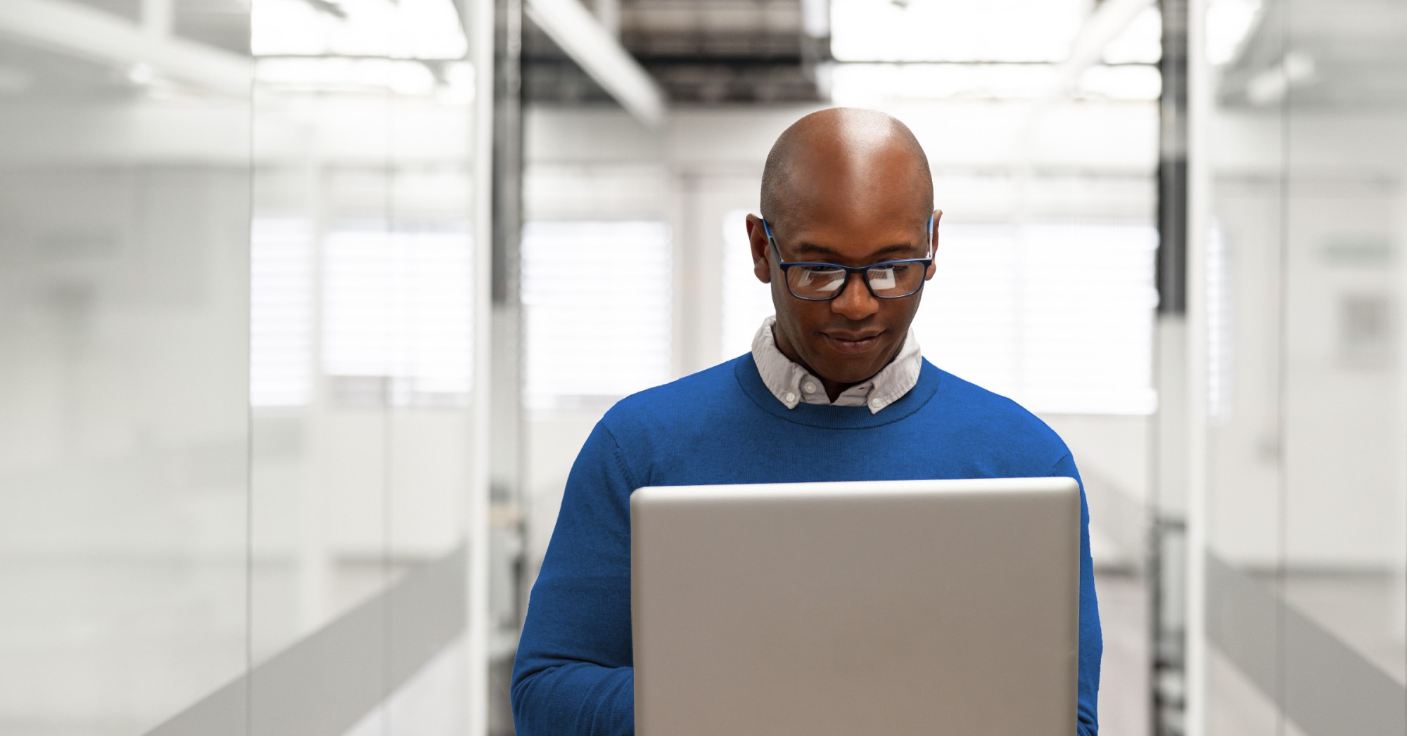 Man using a laptop